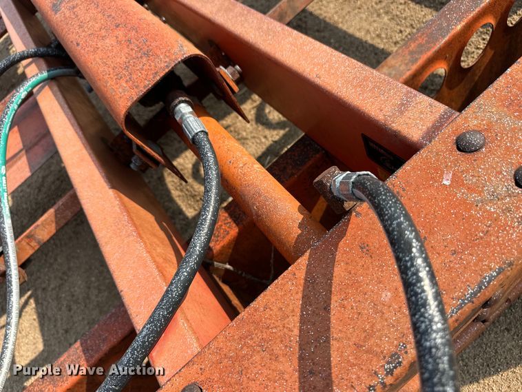 image for item OL9735 Farmhand H118-A bale accumulator grapple