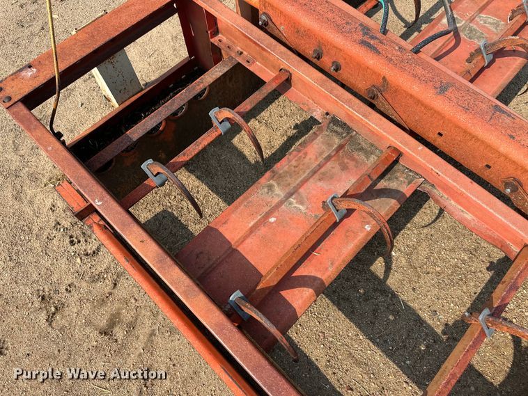 image for item OL9735 Farmhand H118-A bale accumulator grapple