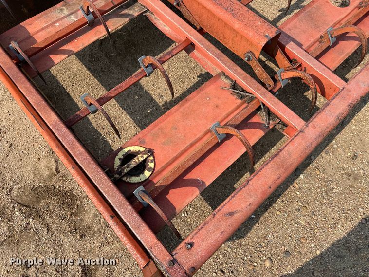 image for item OL9735 Farmhand H118-A bale accumulator grapple