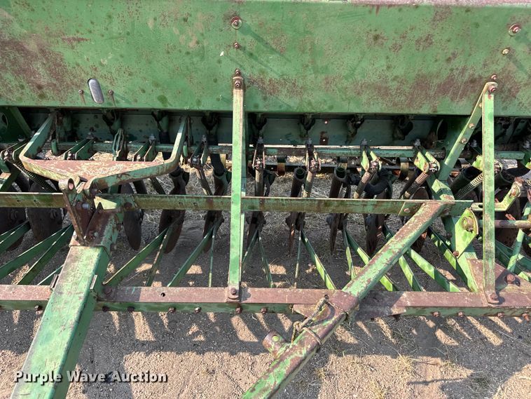 image for item OL9737 John Deere D208C grain drill