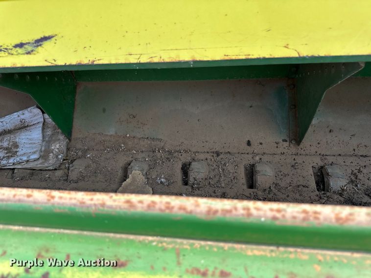 image for item OL9737 John Deere D208C grain drill