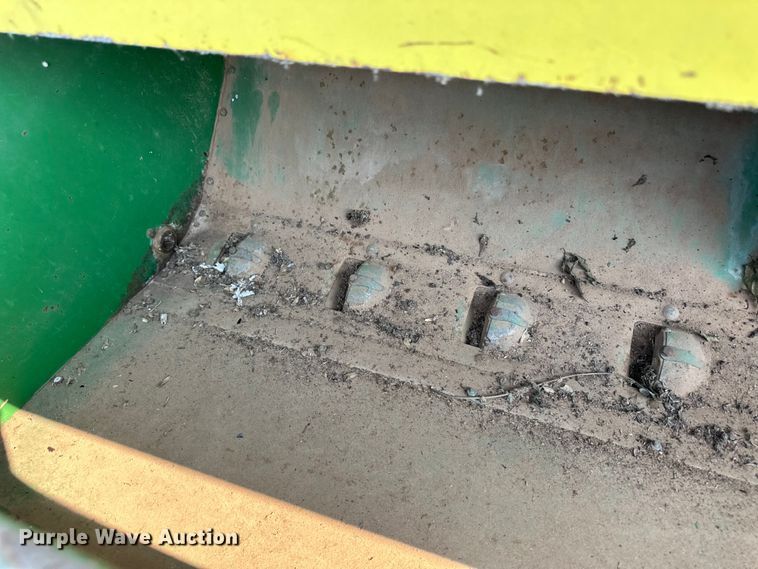 image for item OL9737 John Deere D208C grain drill