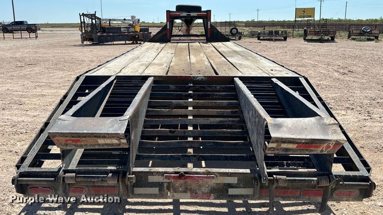 image for item DG4439 2007 Big Tex equipment trailer