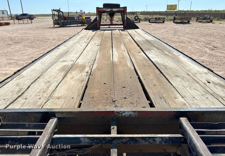 image for item DG4439 2007 Big Tex equipment trailer