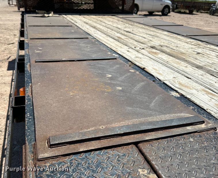 image for item DG4440 2009 Big Tex equipment trailer