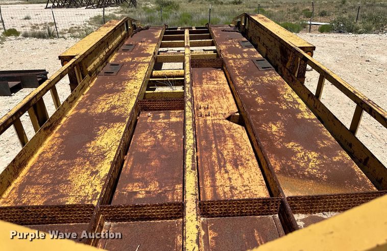 image for item DG4446 2009 Belshe BF9T equipment trailer