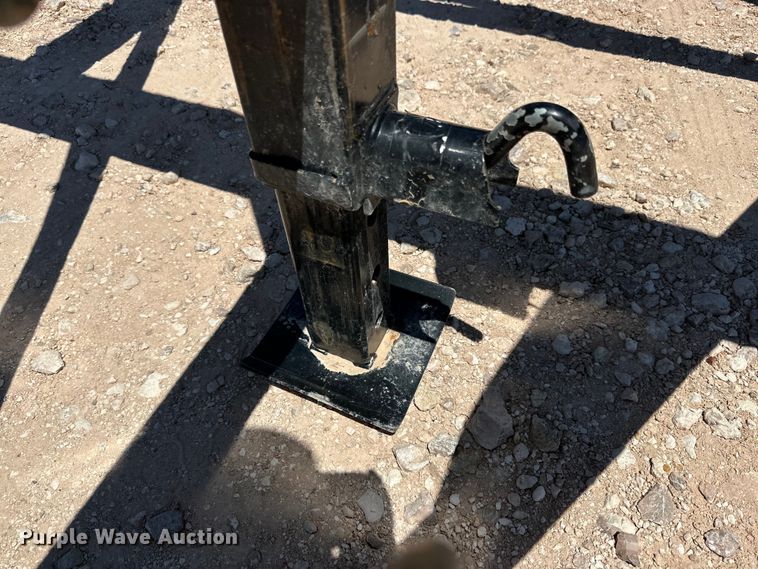 image for item DG4448 2019 Texas Bragg pipe trailer