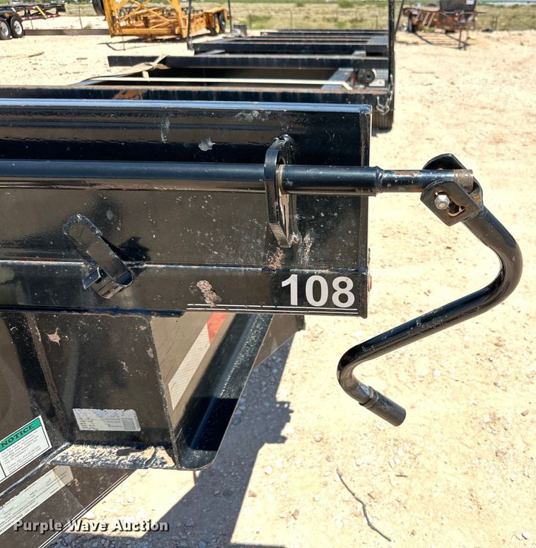 image for item DG4448 2019 Texas Bragg pipe trailer