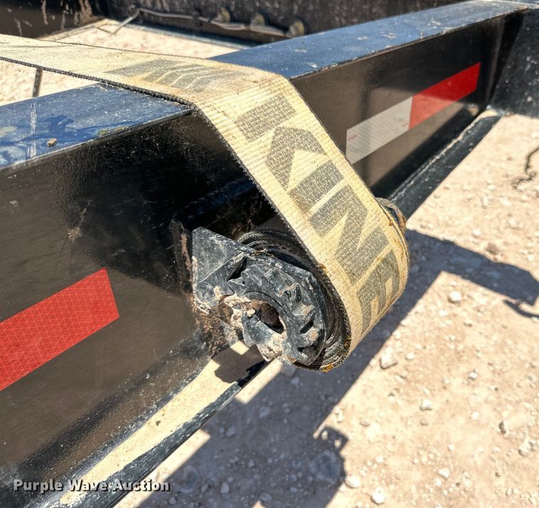 image for item DG4448 2019 Texas Bragg pipe trailer