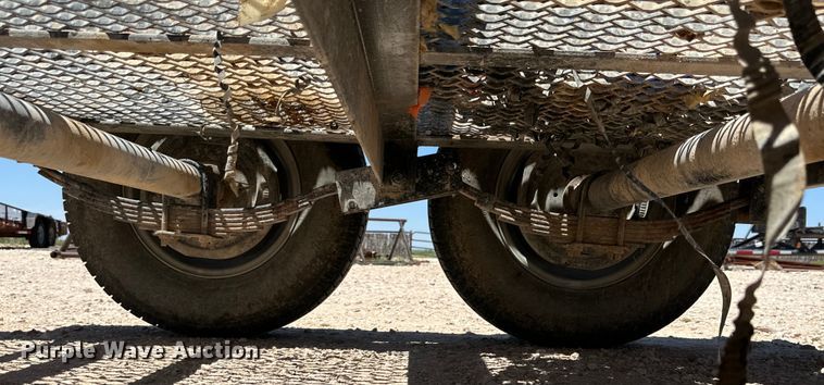 image for item DG4448 2019 Texas Bragg pipe trailer