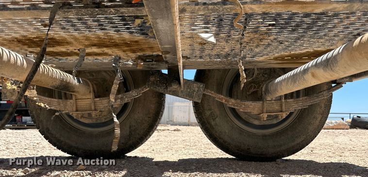 image for item DG4448 2019 Texas Bragg pipe trailer