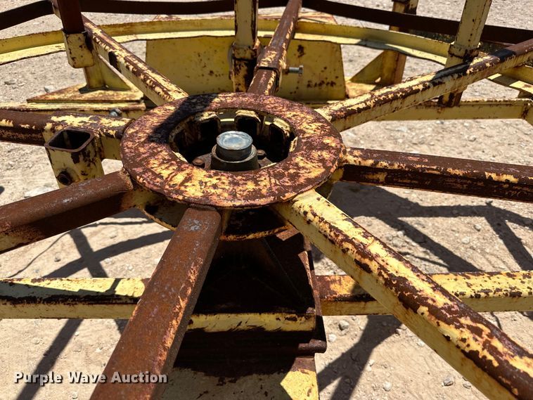 image for item DG4451 2011 Poly reel trailer