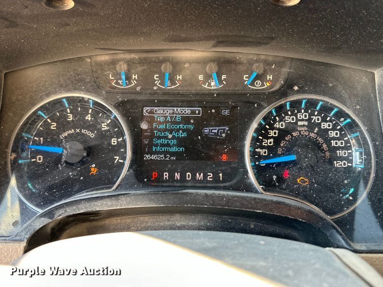 image for item DK6672 2013 Ford  F150 SuperCab pickup truck