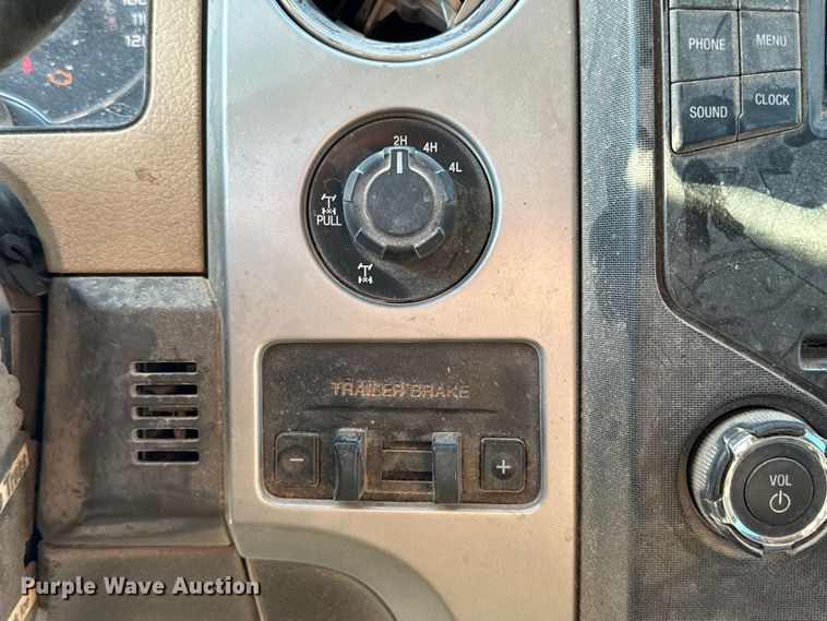 image for item DK6672 2013 Ford  F150 SuperCab pickup truck