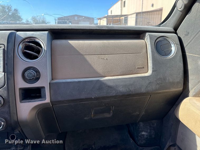 image for item DK6672 2013 Ford  F150 SuperCab pickup truck