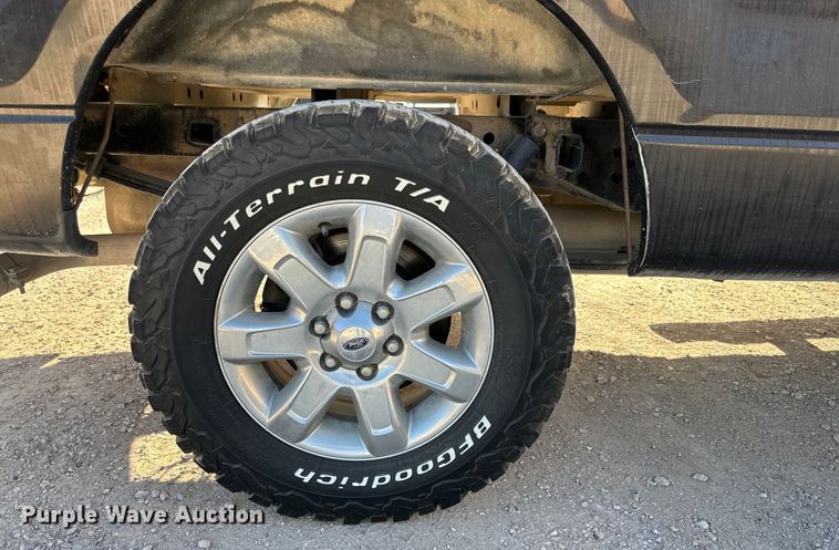 image for item DK6672 2013 Ford  F150 SuperCab pickup truck