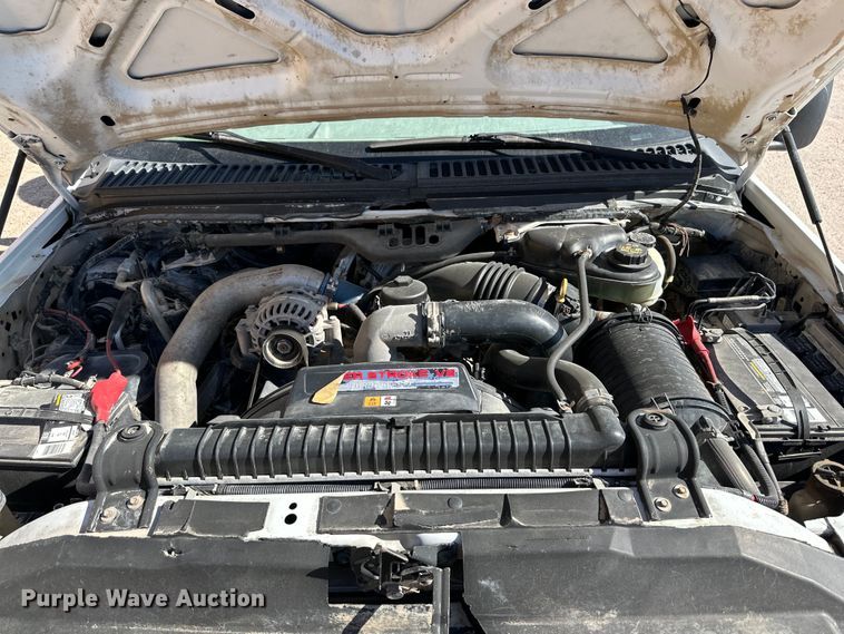 image for item DK6677 2007 Ford F550 Super Duty SuperCab flatbed truck