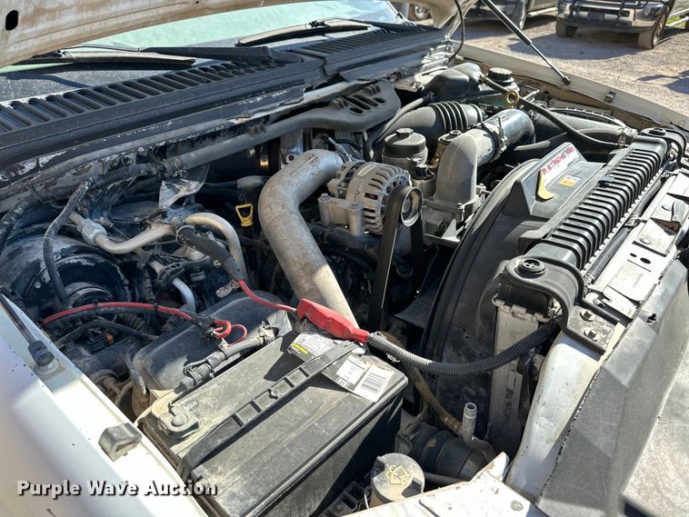 image for item DK6677 2007 Ford F550 Super Duty SuperCab flatbed truck