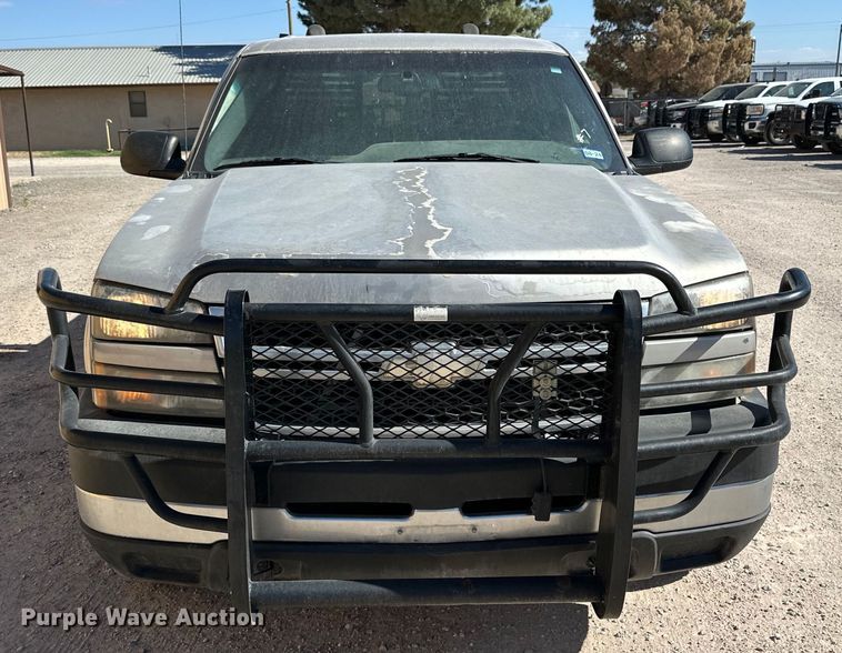 image for item DK6679 2006 Chevrolet Silverado 2500HD Crew Cab pickup truck