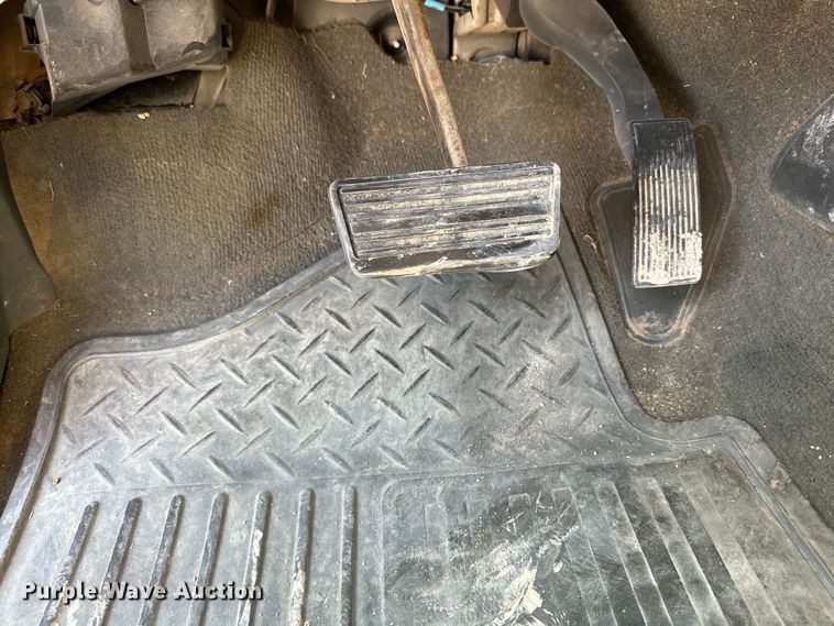 image for item DK6679 2006 Chevrolet Silverado 2500HD Crew Cab pickup truck