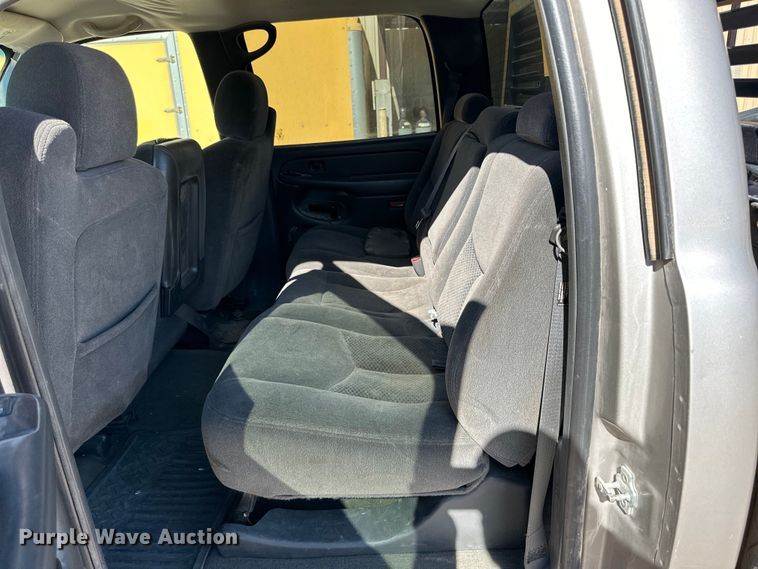 image for item DK6679 2006 Chevrolet Silverado 2500HD Crew Cab pickup truck