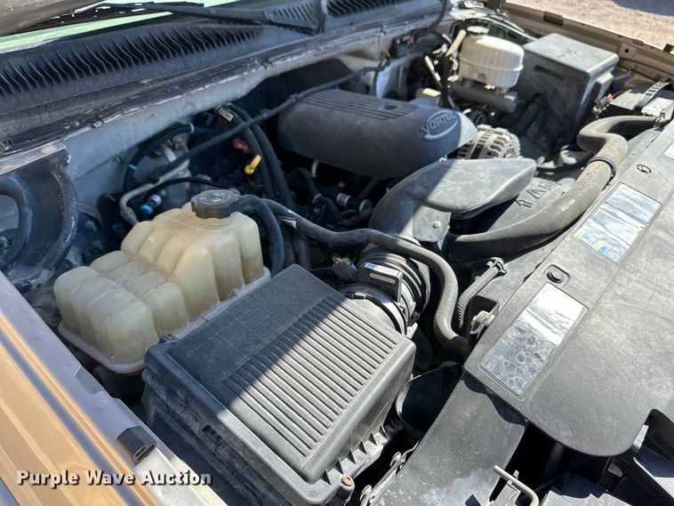 image for item DK6679 2006 Chevrolet Silverado 2500HD Crew Cab pickup truck