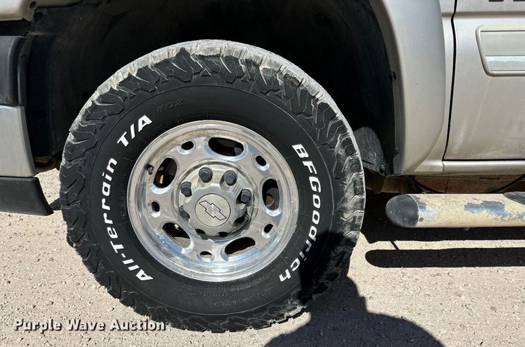 image for item DK6679 2006 Chevrolet Silverado 2500HD Crew Cab pickup truck