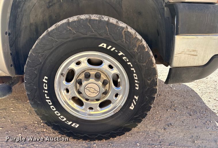 image for item DK6679 2006 Chevrolet Silverado 2500HD Crew Cab pickup truck