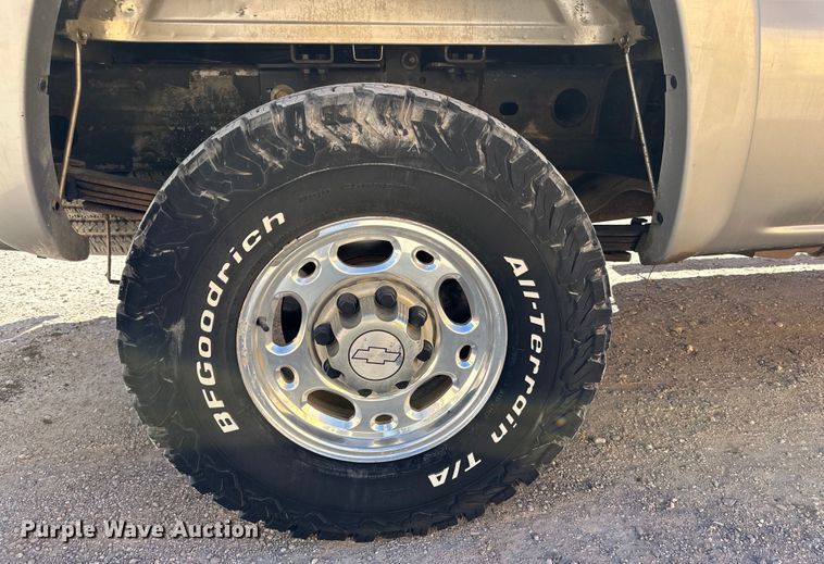 image for item DK6679 2006 Chevrolet Silverado 2500HD Crew Cab pickup truck