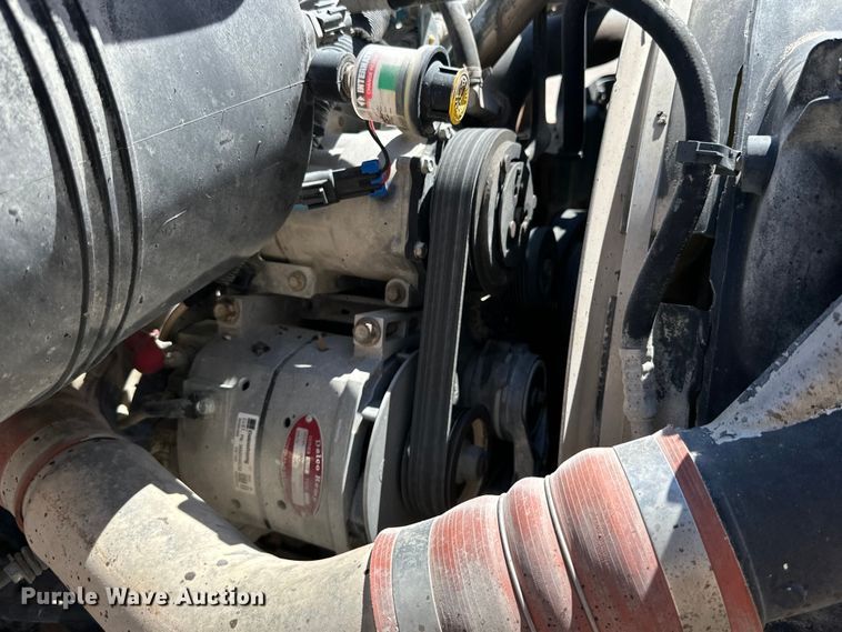 image for item DK6681 2006 International 4300 winch truck