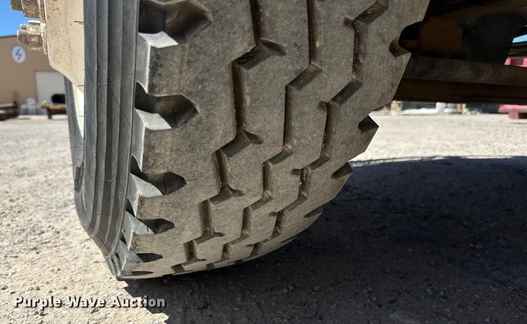 image for item DK6681 2006 International 4300 winch truck