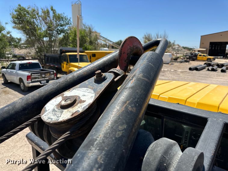 image for item DK6682 2007 International 4300 winch truck