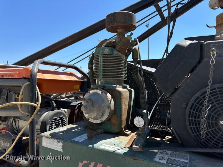 image for item DK6682 2007 International 4300 winch truck