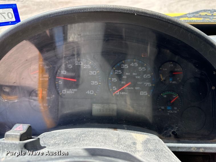 image for item DK6682 2007 International 4300 winch truck