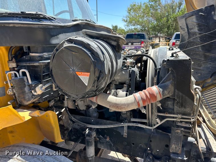 image for item DK6682 2007 International 4300 winch truck