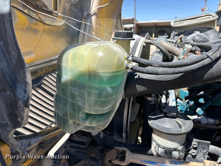 image for item DK6682 2007 International 4300 winch truck