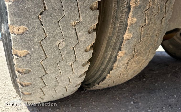 image for item DK6682 2007 International 4300 winch truck