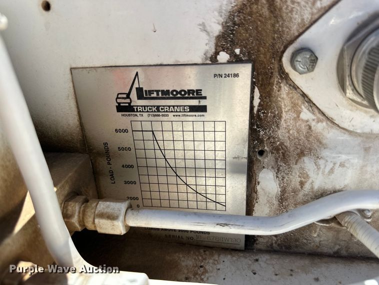 image for item DK6684 2013 International  DuraStar 4300 flatbed truck with crane