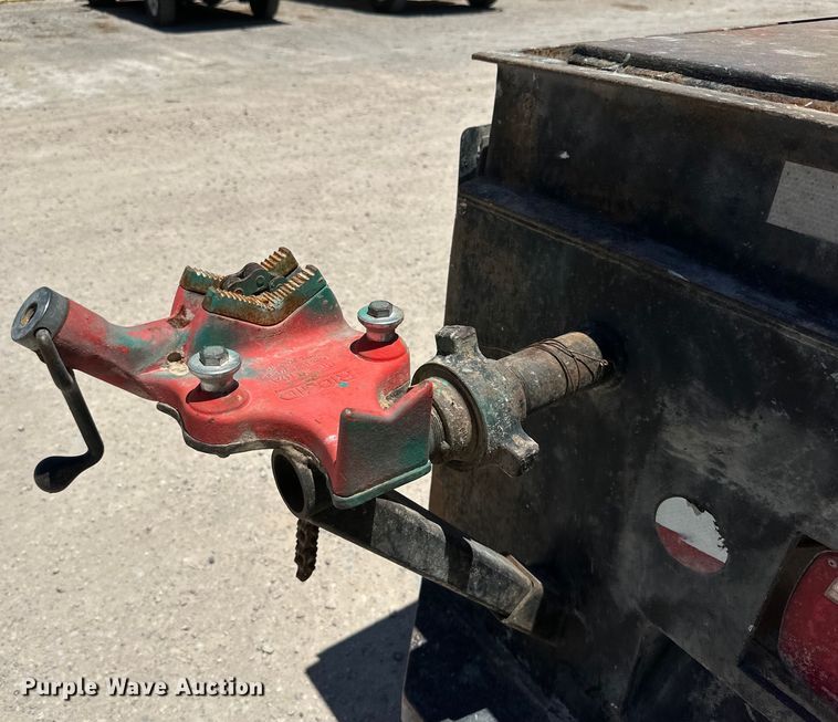 image for item DK6684 2013 International  DuraStar 4300 flatbed truck with crane