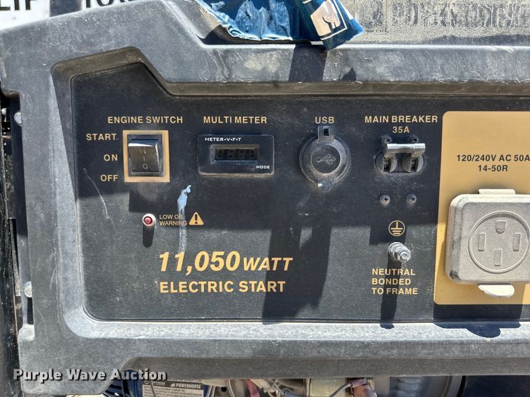 image for item DK6684 2013 International  DuraStar 4300 flatbed truck with crane