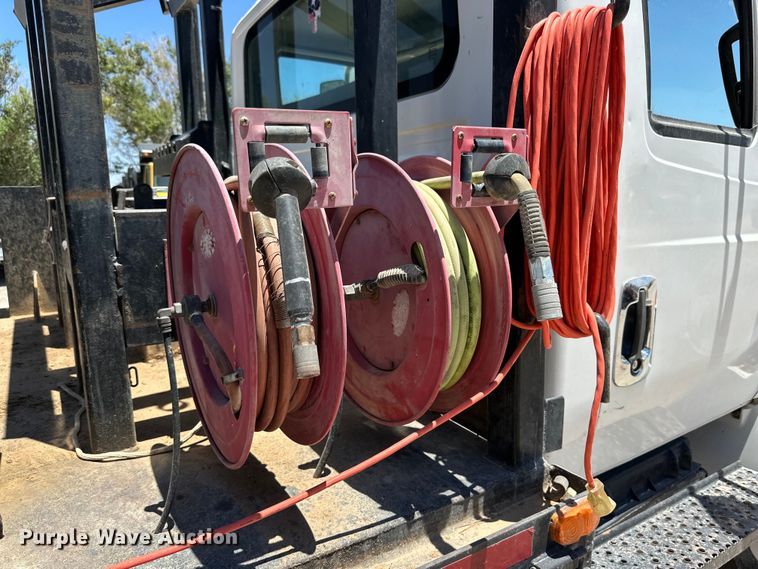 image for item DK6684 2013 International  DuraStar 4300 flatbed truck with crane