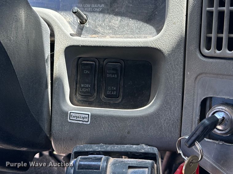 image for item DK6684 2013 International  DuraStar 4300 flatbed truck with crane