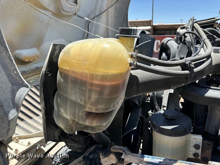 image for item DK6684 2013 International  DuraStar 4300 flatbed truck with crane