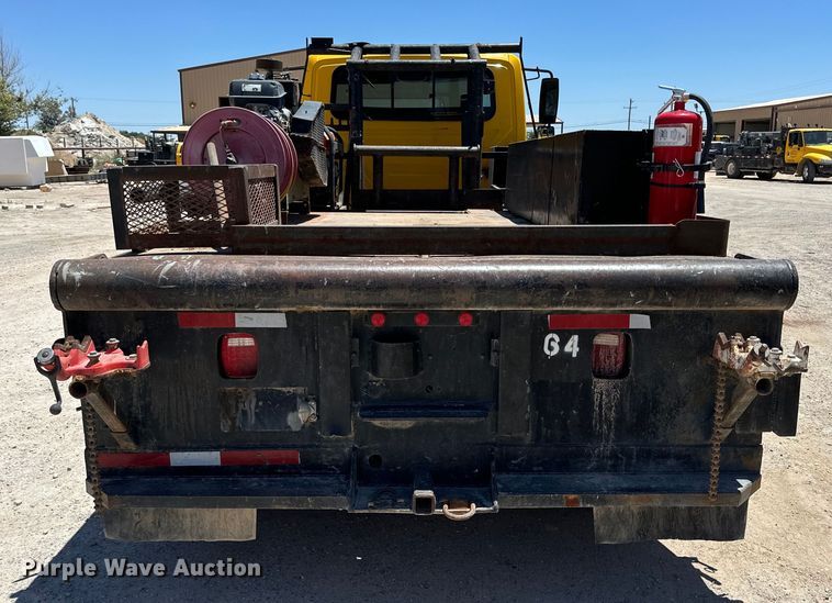 image for item DK6685 2006 International 4300 flatbed truck