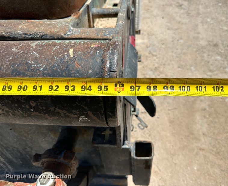 image for item DK6685 2006 International 4300 flatbed truck