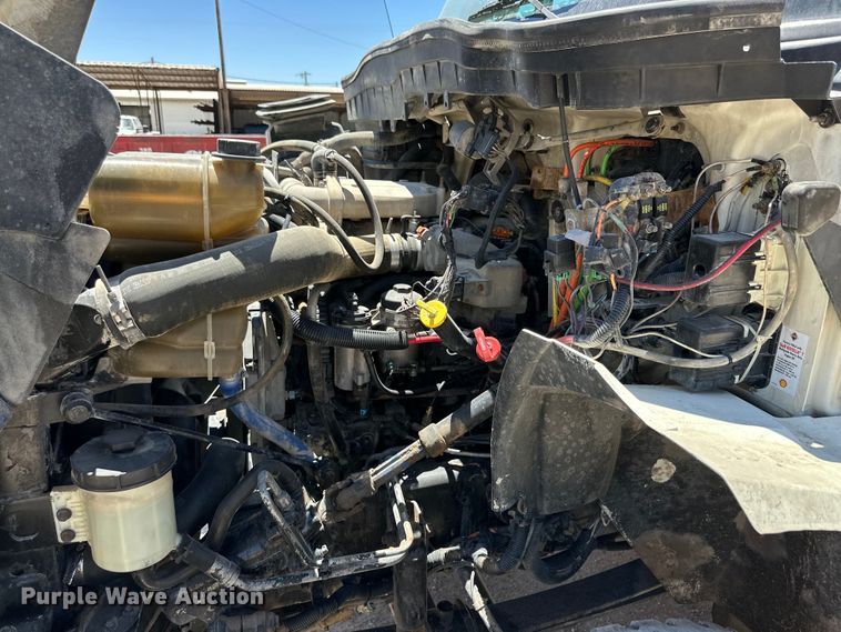 image for item DK6686 2011 International DuraStar 4300 flatbed truck