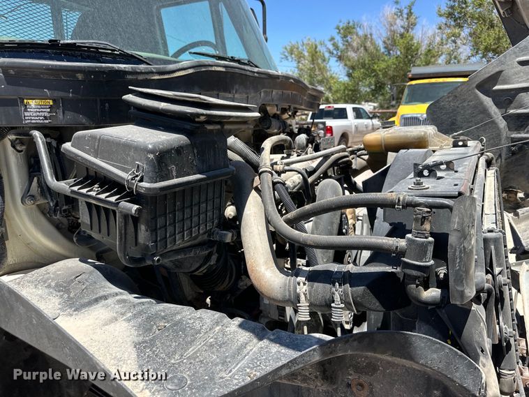 image for item DK6686 2011 International DuraStar 4300 flatbed truck