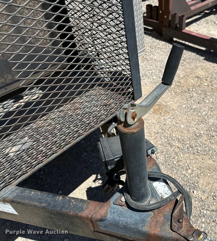 image for item DK6688 2015 Lark enclosed cargo trailer