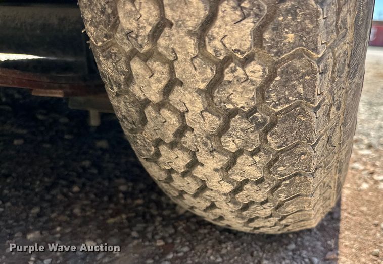 image for item DK6688 2015 Lark enclosed cargo trailer