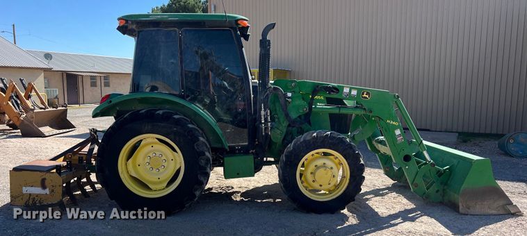image for item DO2419 2016 John Deere 5065E MFWD tractor